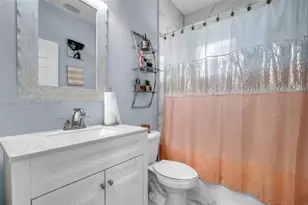 7565 NW 19th Dr, Pembroke Pines, FL 33024 - Photo 38