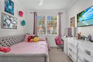 7565 NW 19th Dr, Pembroke Pines, FL 33024 - Photo 36