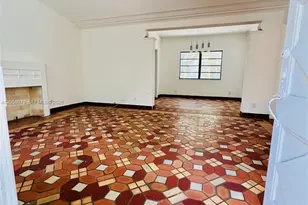 2830 Pine Tree Dr, Miami Beach, FL 33139 - Photo 4