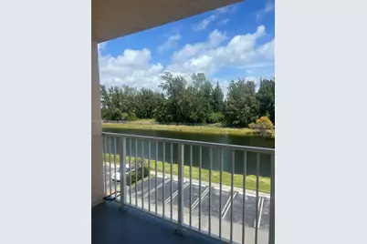 16465 NE 22nd Ave #419, North Miami Beach, FL 33160 - Photo 2