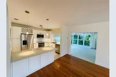 1116 Biarritz Dr, Miami Beach, FL 33141 - Photo 6