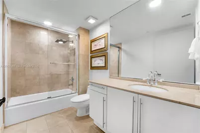 1000 S Pointe Dr #2501, Miami Beach, FL 33139 - Photo 32