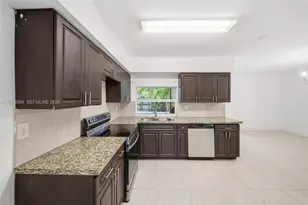 20 NE 210th St, Miami Gardens, FL 33179 - Photo 8