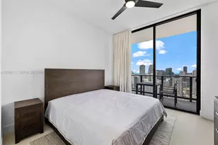 159 NE 6th St, Miami, FL 33132 - Photo 12