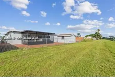 10471 SW 141st Dr, Miami, FL 33176 - Photo 10