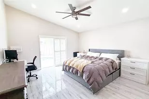 18795 NW 24th Ct, Pembroke Pines, FL 33029 - Photo 10