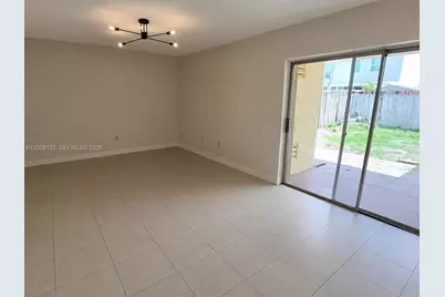 932 W 80th Pl #0, Hialeah, FL 33014 - Photo 6