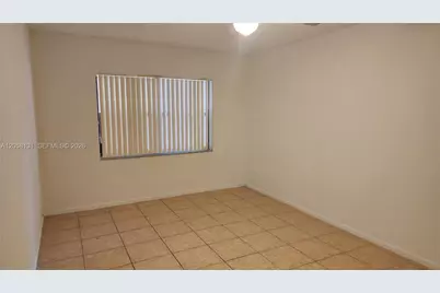 8290 Lake Dr #405, Doral, FL 33166 - Photo 6