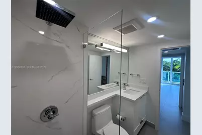 100 Bayview Dr #317, Sunny Isles Beach, FL 33160 - Photo 12