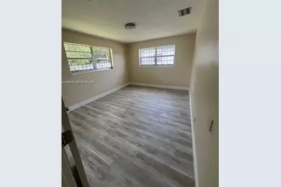 2155 NW 71st St #2155, Miami, FL 33147 - Photo 12