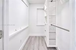 8720 NW 11th St, Pembroke Pines, FL 33024 - Photo 30