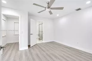 8720 NW 11th St, Pembroke Pines, FL 33024 - Photo 16