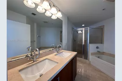 1111 SW 1st Ave #1525-N, Miami, FL 33130 - Photo 14