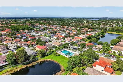 16249 NW 24th St, Pembroke Pines, FL 33028 - Photo 40