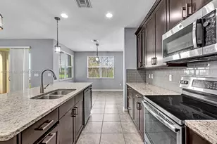 6447 Osprey Landing St, Davie, FL 33314 - Photo 4