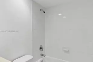 3000 S Ocean Dr, Hollywood, FL 33019 - Photo 6
