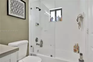 20464 NW 19th Ave, Miami Gardens, FL 33056 - Photo 20