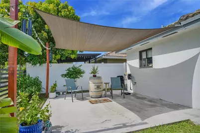 20464 NW 19th Ave, Miami Gardens, FL 33056 - Photo 26
