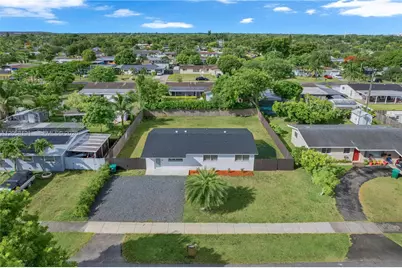 9520 Lisa Rd, Cutler Bay, FL 33157 - Photo 36