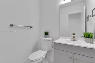 6940 NW 6th St, Plantation, FL 33317 - Photo 14