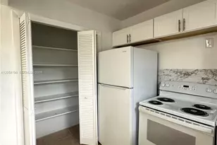 2826 Van Buren St, Hollywood, FL 33020 - Photo 6