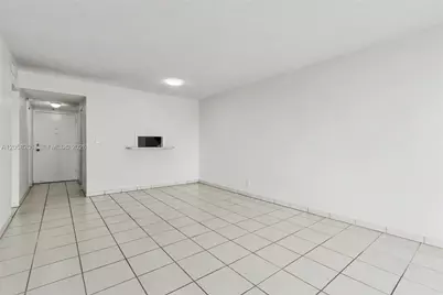 1825 W 44th Pl #509, Hialeah, FL 33012 - Photo 30