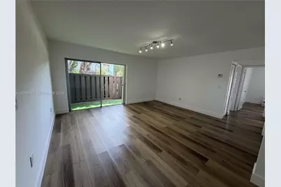 10822 N Kendall Dr #S23, Miami, FL 33176 - Photo 6