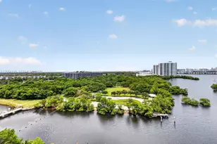 16385 Biscayne Blvd, North Miami Beach, FL 33160 - Photo 30