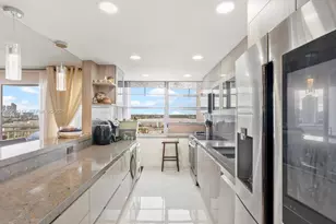 18071 Biscayne Blvd, Aventura, FL 33160 - Photo 12