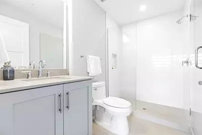 3335 Thomas Ave #103, Miami, FL 33133 - Photo 10