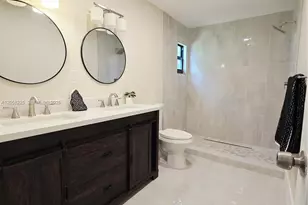 601 NE 1st St, Pompano Beach, FL 33060 - Photo 4