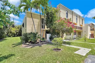 2811 SW 87th Terrace, Davie, FL 33328 - Photo 1