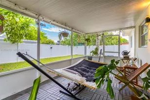 4930 NW 17th St, Lauderhill, FL 33313 - Photo 30
