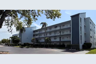 7620 NW 18th St #403, Margate, FL 33063 - Photo 2