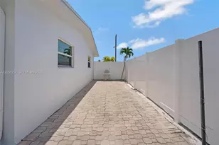 309 SE 3rd Terrace, Deerfield Beach, FL 33441 - Photo 34