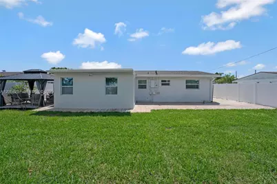 309 SE 3rd Ter, Deerfield Beach, FL 33441 - Photo 36