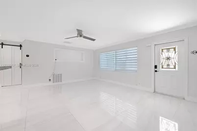 309 SE 3rd Ter, Deerfield Beach, FL 33441 - Photo 6