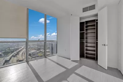 1100 Biscayne Blvd #4308, Miami, FL 33132 - Photo 44