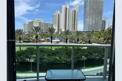 19370 Collins Ave #423, Sunny Isles Beach, FL 33160 - Photo 4