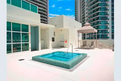 218 SE 14th St #1203, Miami, FL 33131 - Photo 14