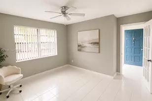10900 NW 7th St, Miami, FL 33172 - Photo 8