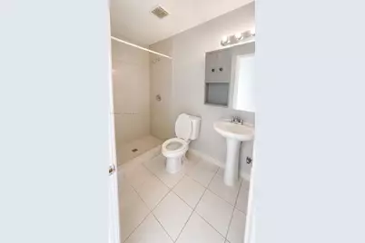10900 NW 7th St #101, Miami, FL 33172 - Photo 10