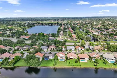 1720 W Oak Knoll Cir, Davie, FL 33324 - Photo 46