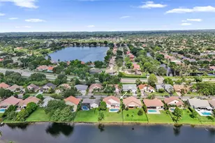 1720 W Oak Knoll Cir, Davie, FL 33324 - Photo 46