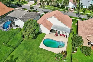 1720 W Oak Knoll Cir, Davie, FL 33324 - Photo 44