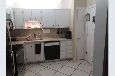 2061 NW 47th Ter #P4, Lauderhill, FL 33313 - Photo 2