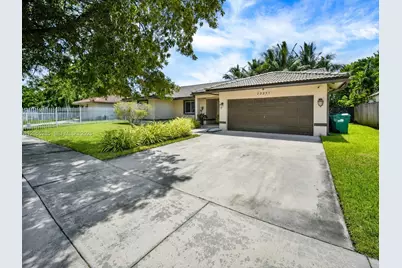 20533 SW 132nd Ave, Miami, FL 33177 - Photo 2