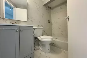 801 Brickell Bay Dr, Miami, FL 33131 - Photo 8