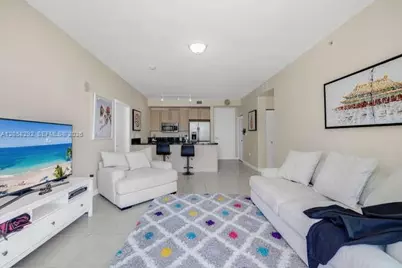 1111 SW 1st Ave #2723N, Miami, FL 33130 - Photo 6