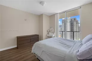 1111 SW 1st Ave, Miami, FL 33130 - Photo 16